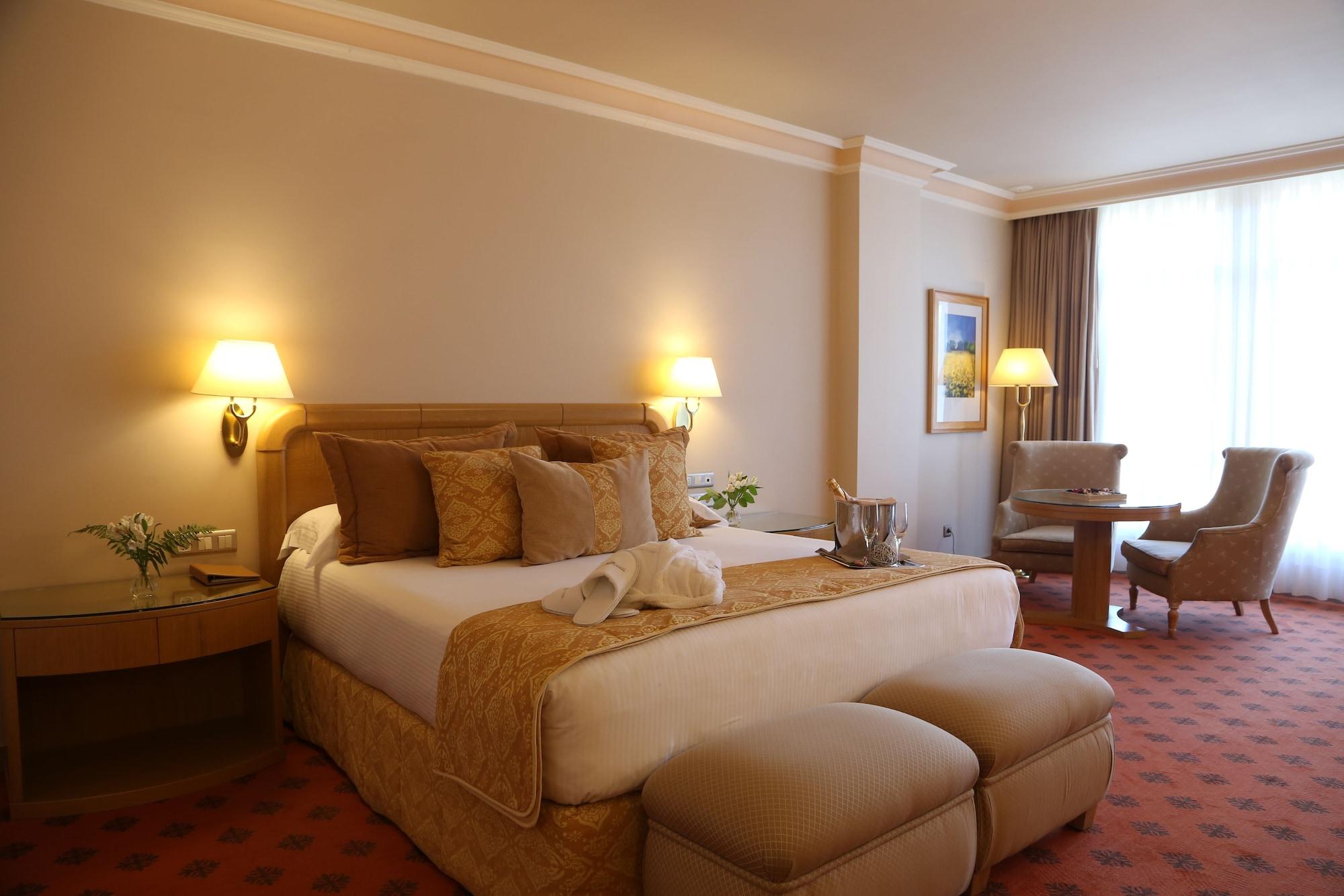 Gran Hotel Los Abetos Σαντιάγο ντε Κομποστέλα Εξωτερικό φωτογραφία
