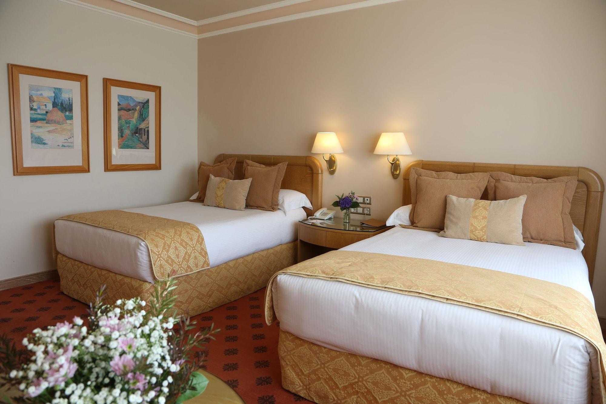 Gran Hotel Los Abetos Σαντιάγο ντε Κομποστέλα Εξωτερικό φωτογραφία
