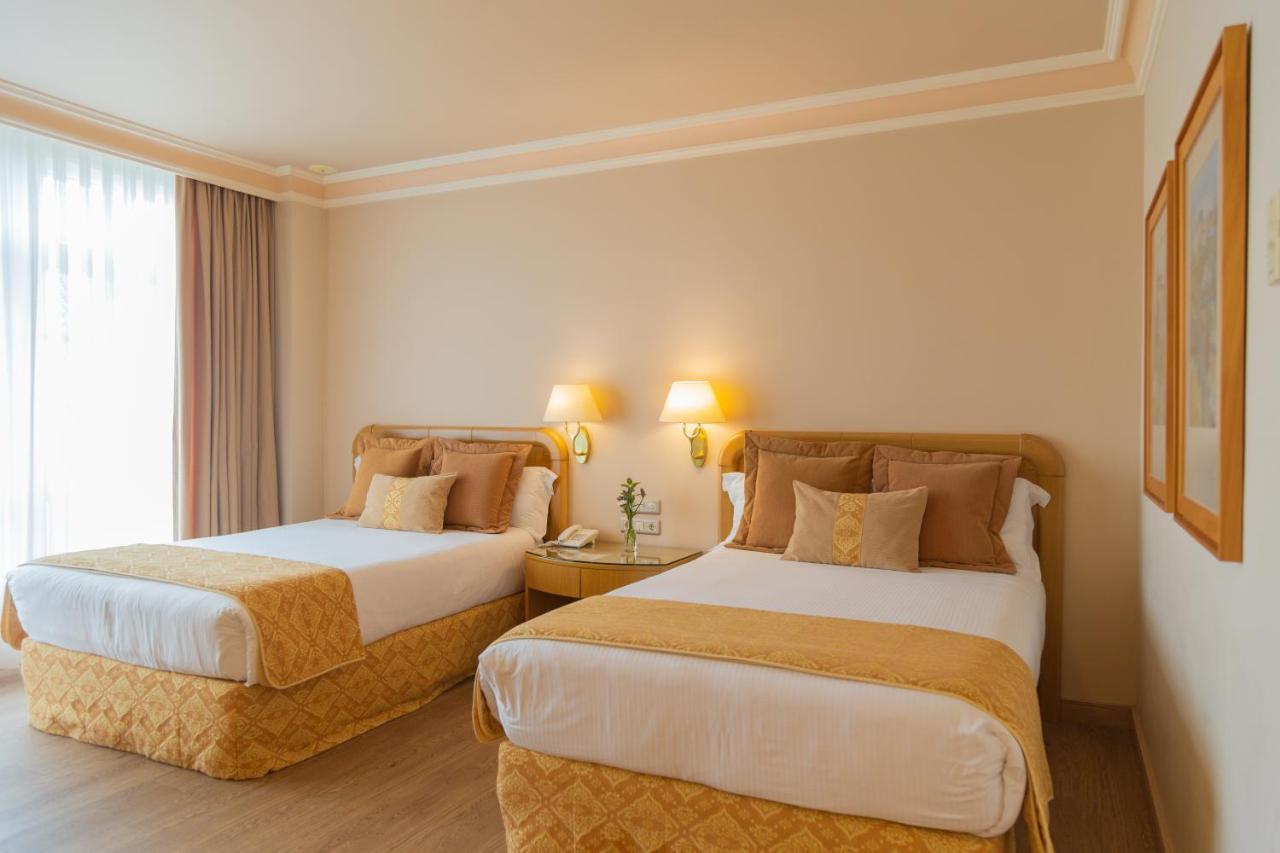 Gran Hotel Los Abetos Σαντιάγο ντε Κομποστέλα Εξωτερικό φωτογραφία