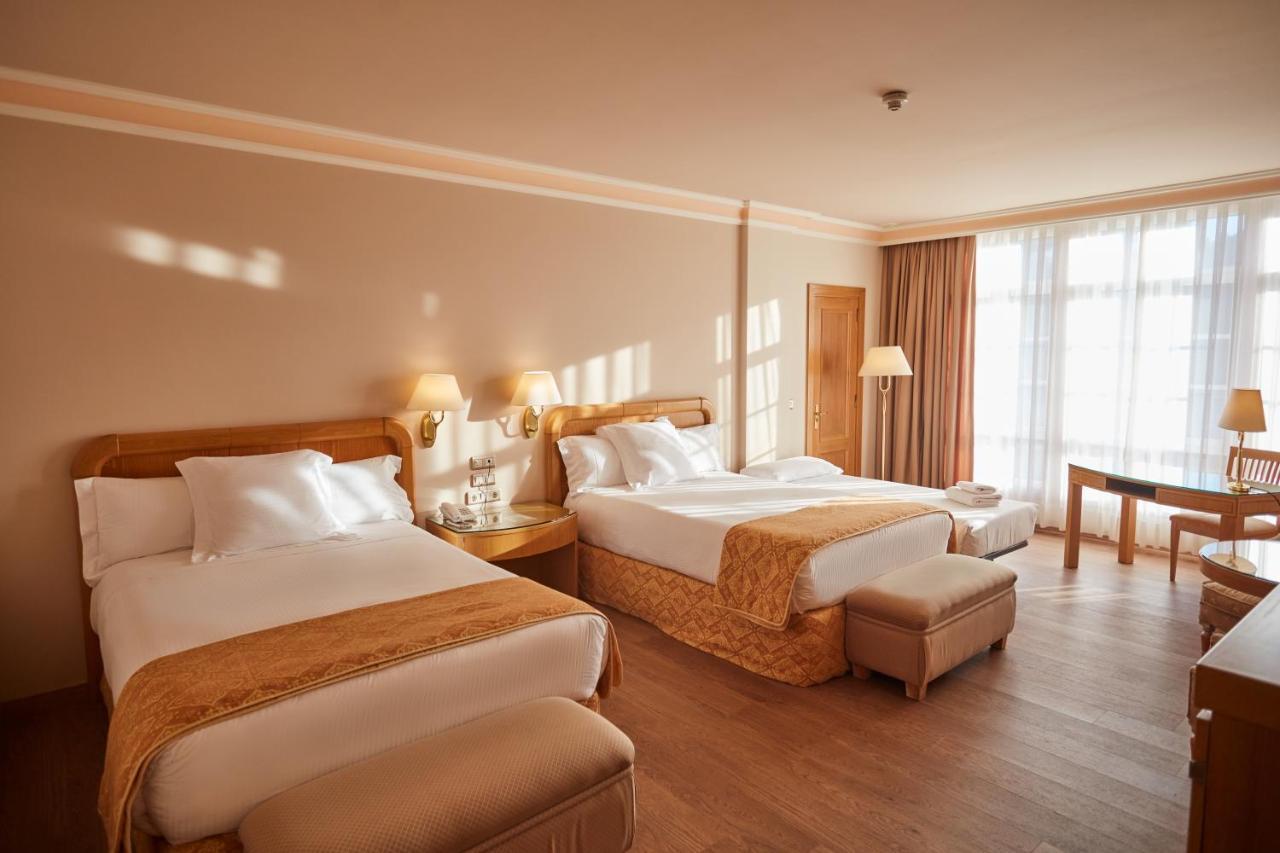 Gran Hotel Los Abetos Σαντιάγο ντε Κομποστέλα Εξωτερικό φωτογραφία