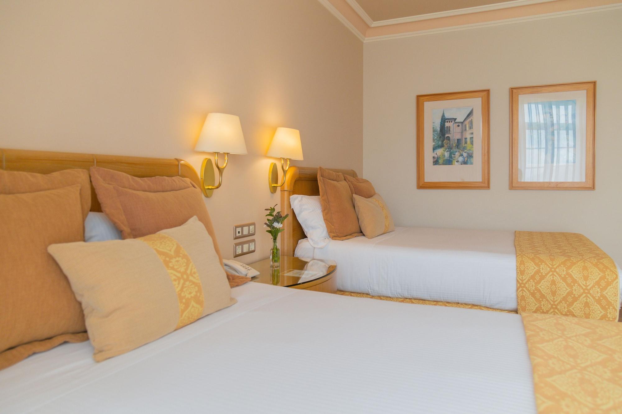Gran Hotel Los Abetos Σαντιάγο ντε Κομποστέλα Εξωτερικό φωτογραφία