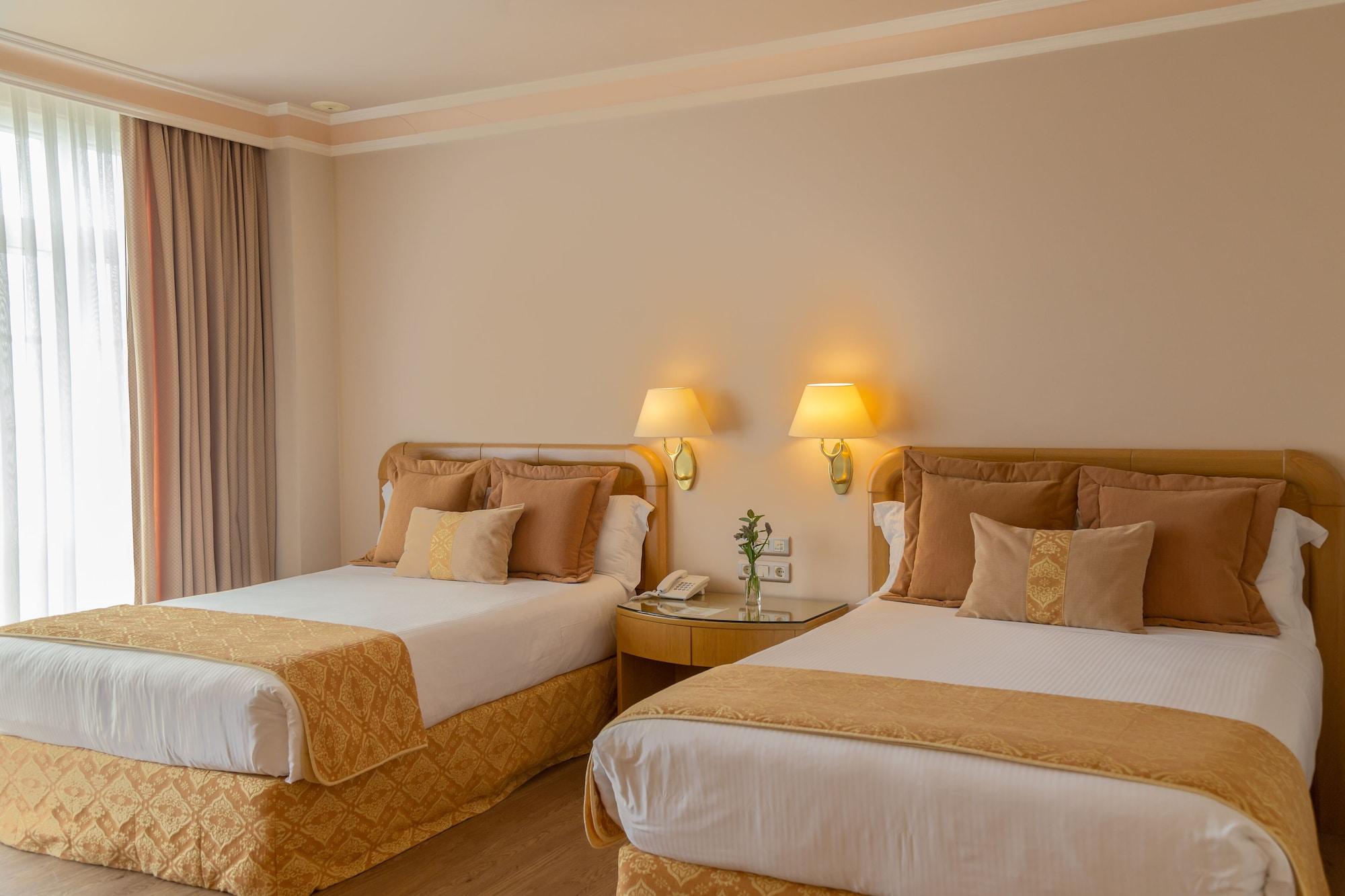 Gran Hotel Los Abetos Σαντιάγο ντε Κομποστέλα Εξωτερικό φωτογραφία